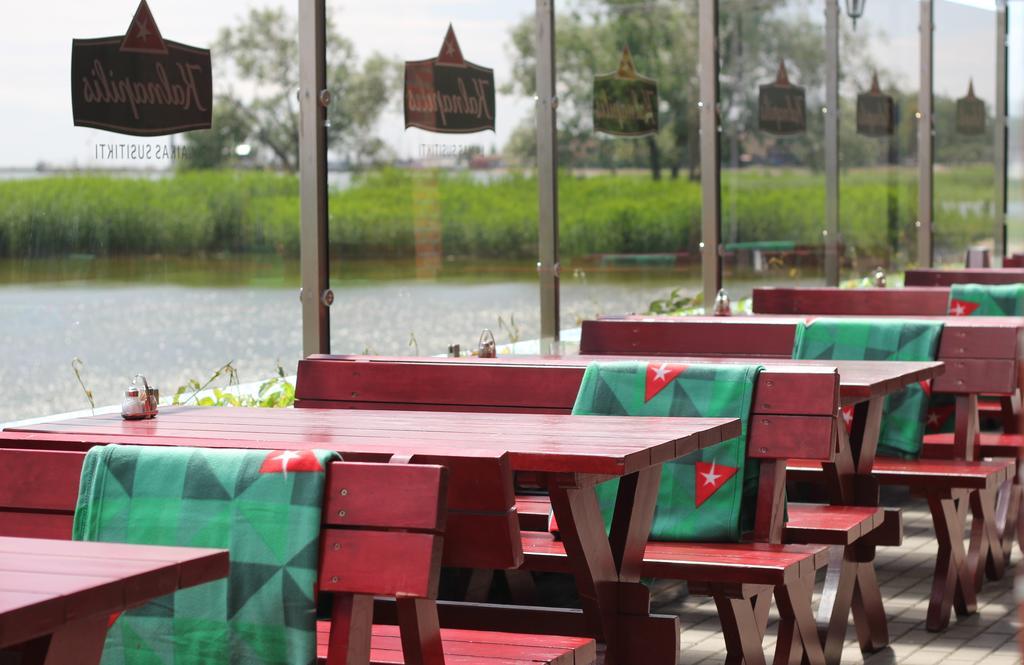 Nidos Banga Hotel Buitenkant foto