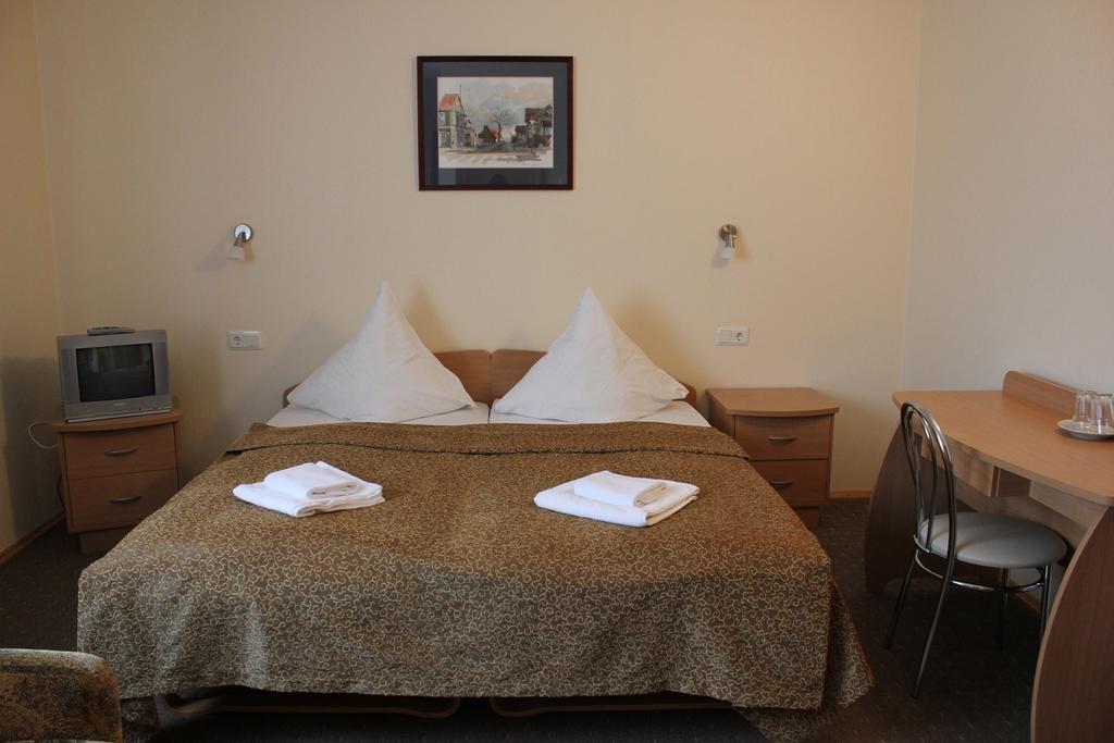 Nidos Banga Hotel Kamer foto